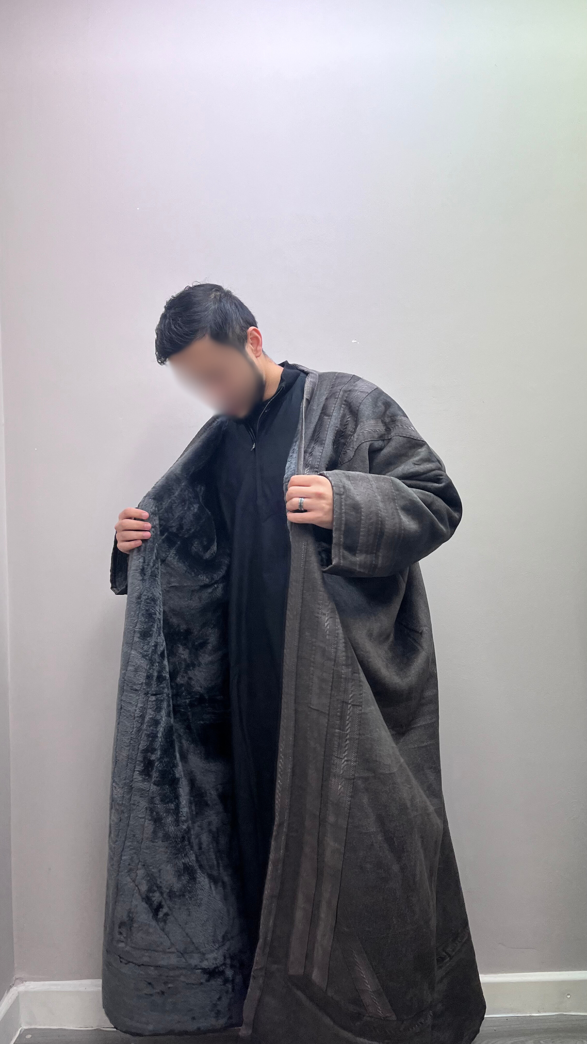 Farwa - Grey