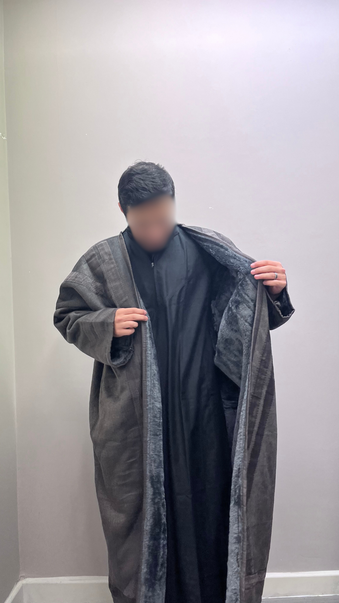 Farwa - Grey